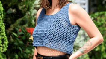 Fique linda no verão com a regatinha cropped de crochê: Passo a passo com gráficos