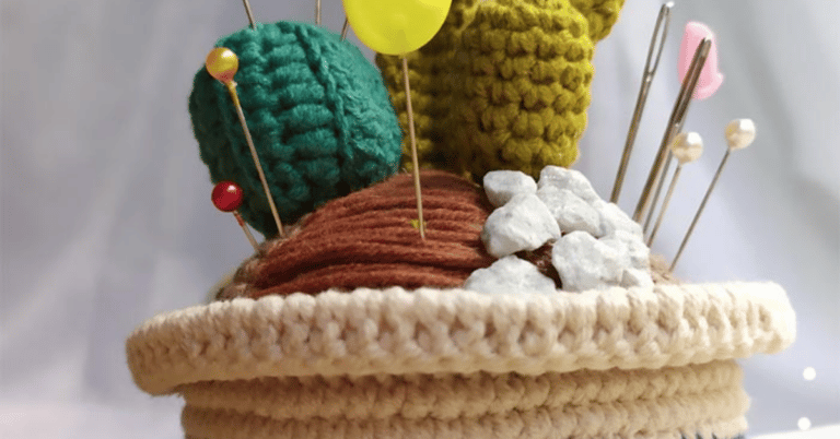 Faça o lindo Amigurumi Terrário Agulheiro em Crochê: Passo a passo da receita