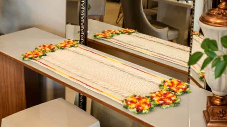 Faça o Lindo Trilho de Mesa em Crochê Florido: Receita e Gráfico