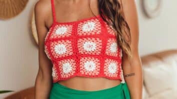 Cropped de Crochê Squares com Linha Cléa - Um Modelo Perfeito Para O Verão