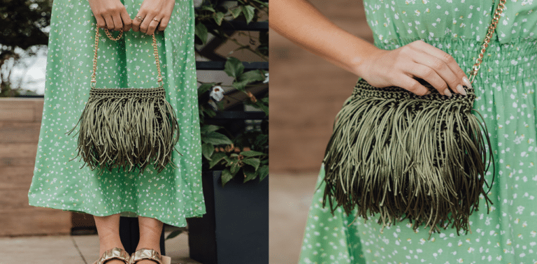Faça a linda bolsa de crochê Verde Militar com receita e gráfico
