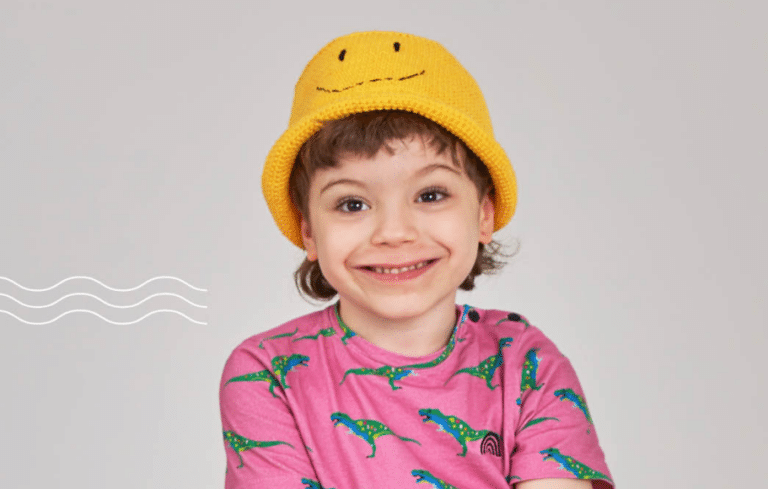 Chapéu de crochê Smile: Uma fofura em artesanato!