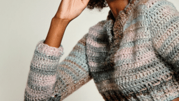 Cropped de crochê Survey – Coleção Paralelos