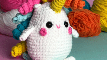 Amigurumi - Unicórnio Ovo