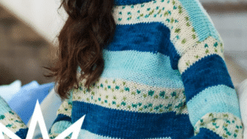 Blusa azul tricô (Cisne Curioso)