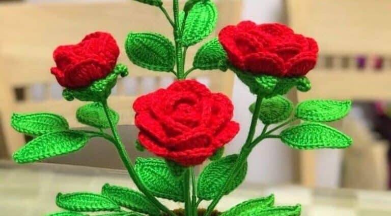Rosas em Crochê com Passo a Passo das Partes e Gráfico