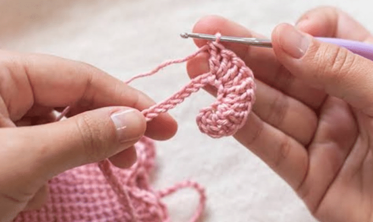 Crochê para Iniciantes com Passo a Passo Fácil: 30 Peças Para Você Fazer Agora!