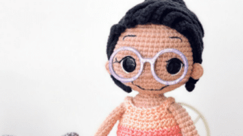 Amigurumi Menina Cora