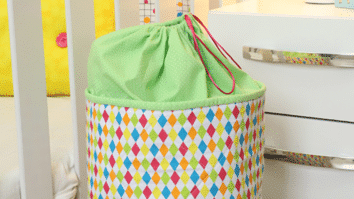 Encanto Infinito: Organizador de Brinquedos em Patchwork