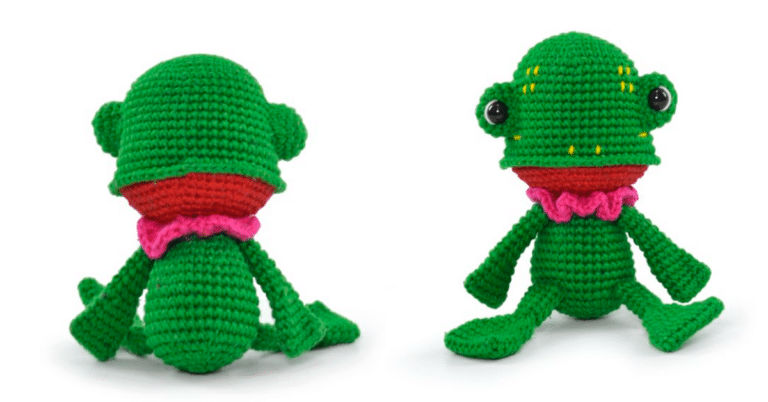 Brinquedo e Decoração: Amigurumi Sapo Color Block Encantador