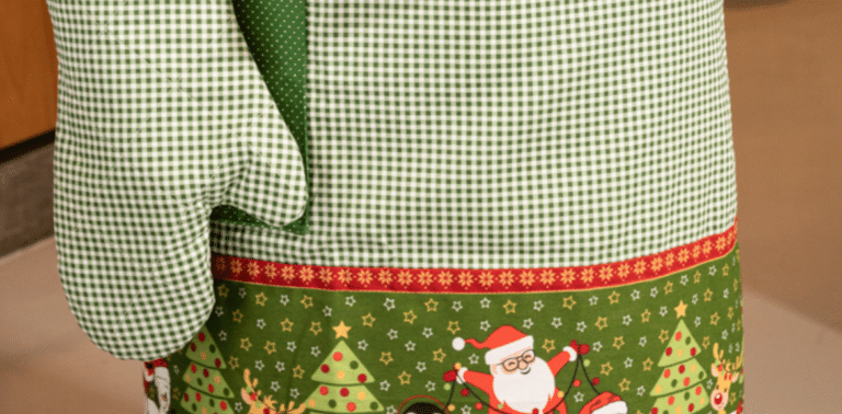 Se encante com o Jogo de Cozinha de Natal em Patchwork - Passo a Passo com Molde