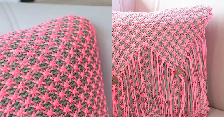 Almofada em Crochê Rosa e Cinza com Gráficos de Base