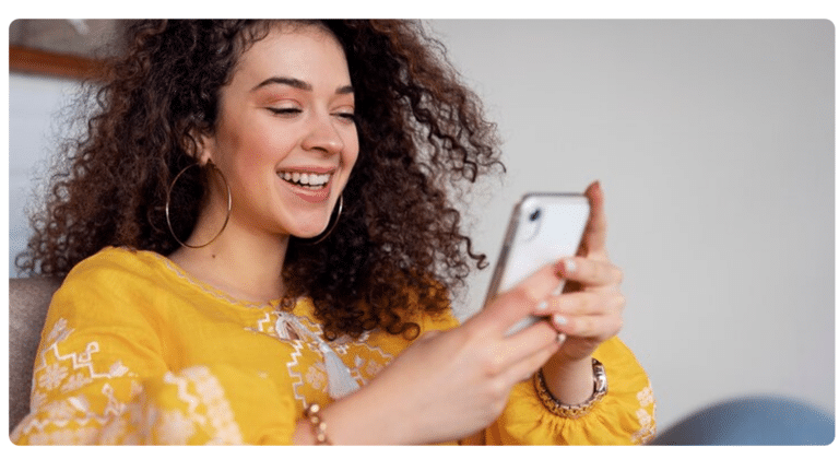 Estudo revela: pausa nas redes sociais aumenta a autoestima feminina
