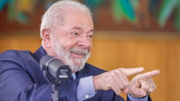 Novas regras do trabalho aos domingos e feriados começam em no próximo mês