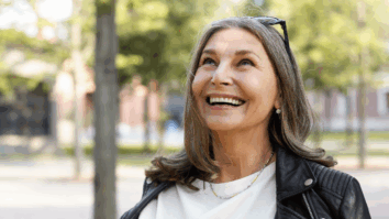 Para elevar a Autoestima após os 50, é necessário incluir essas 5 práticas na rotina - Foto: Freepik