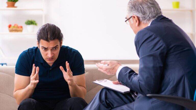 Como gatilhos e recompensas transformam seu comportamento, segundo a psicologia