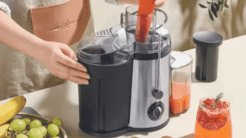 Foto de uma Centrífuga de Alimentos Elétrica (Juicer)