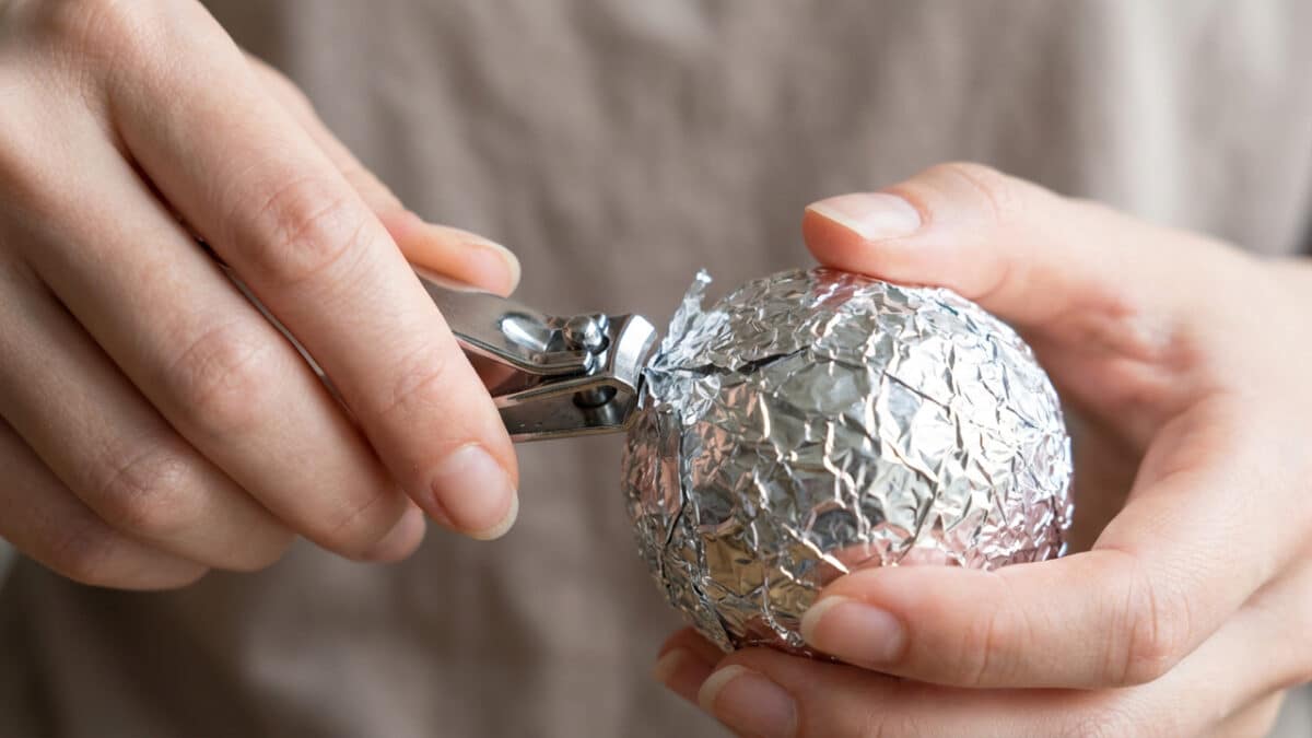 Método papel alumínio para afiar alicate