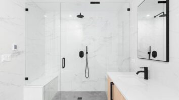 Banheiro com box modelo walk in