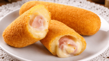 Enroladinho de presunto e queijo